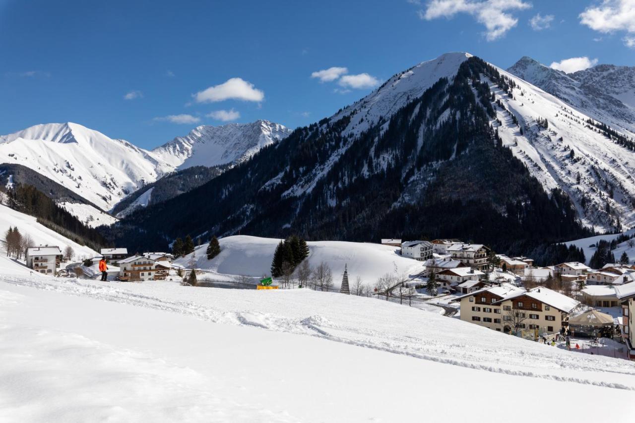 Landhaus Panorama Berwang Exterior foto